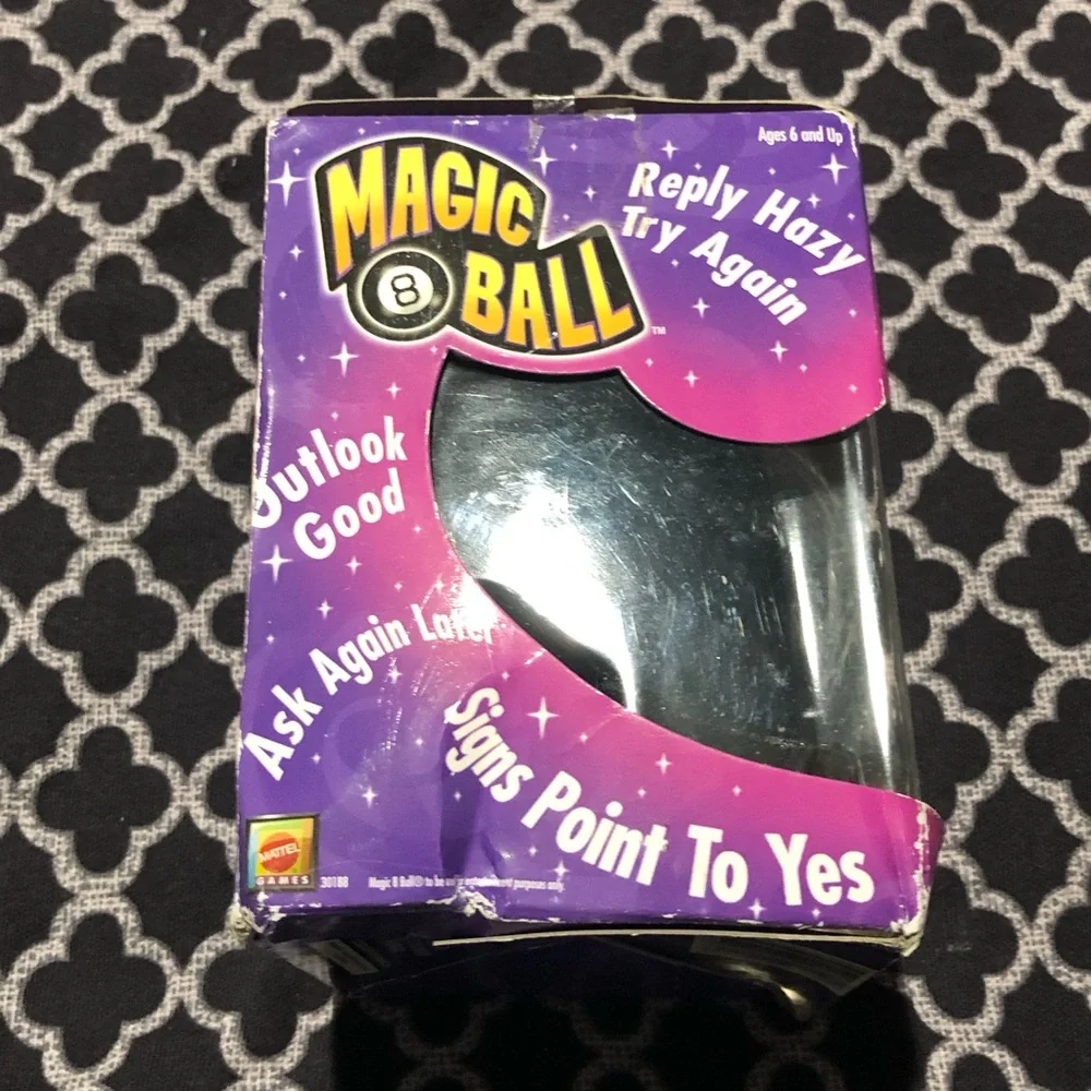 2009 Mattel Magic 8 Ball Novelty Questions & Answers Game NIB New in Box